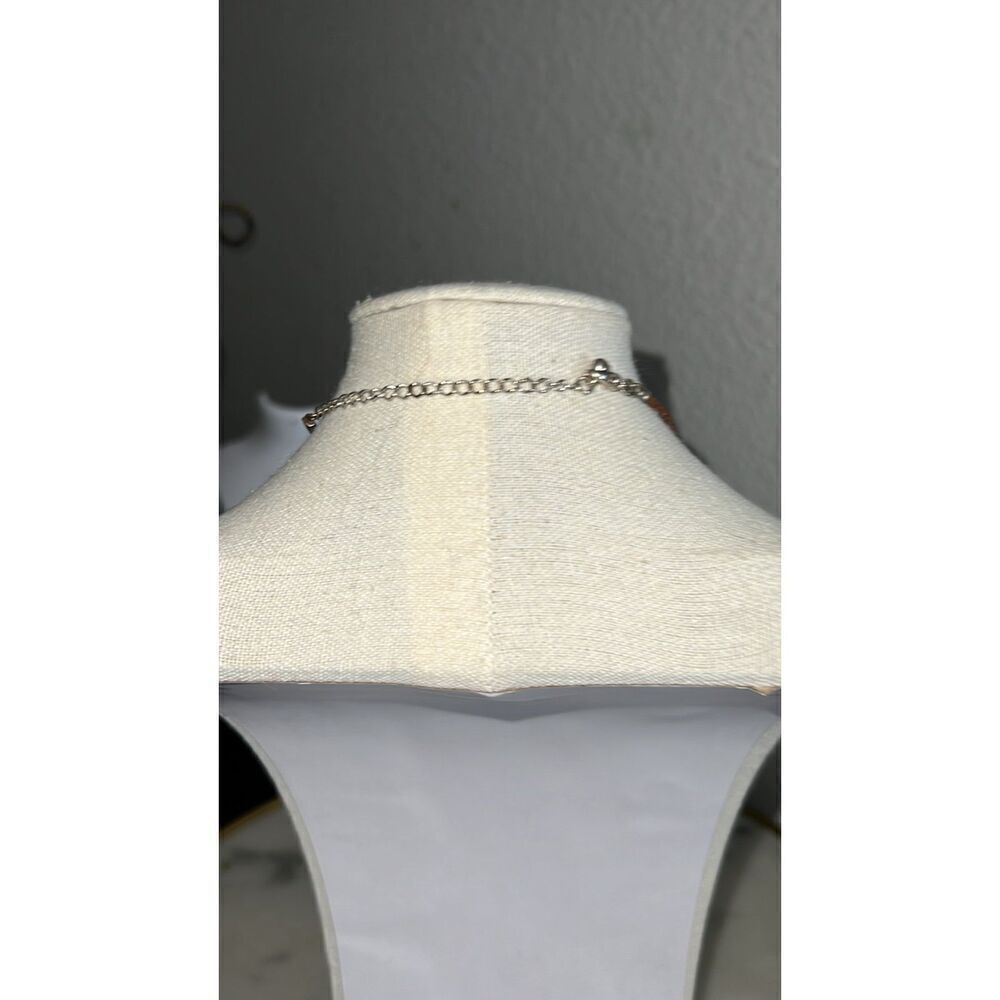Pendant Necklace boho silver tone green beige choker 8.5” - Picture 3 of 4